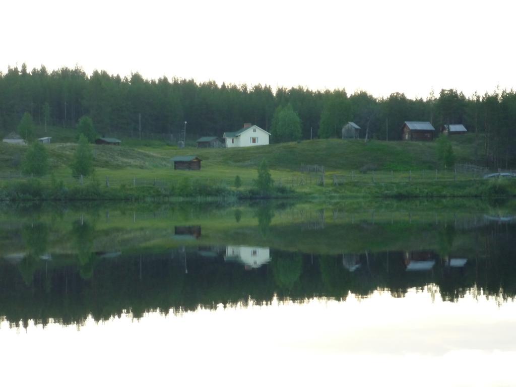 Lemmenjoen Lumo - Nature Experience & Accommodation Lemmenjoki Екстериор снимка