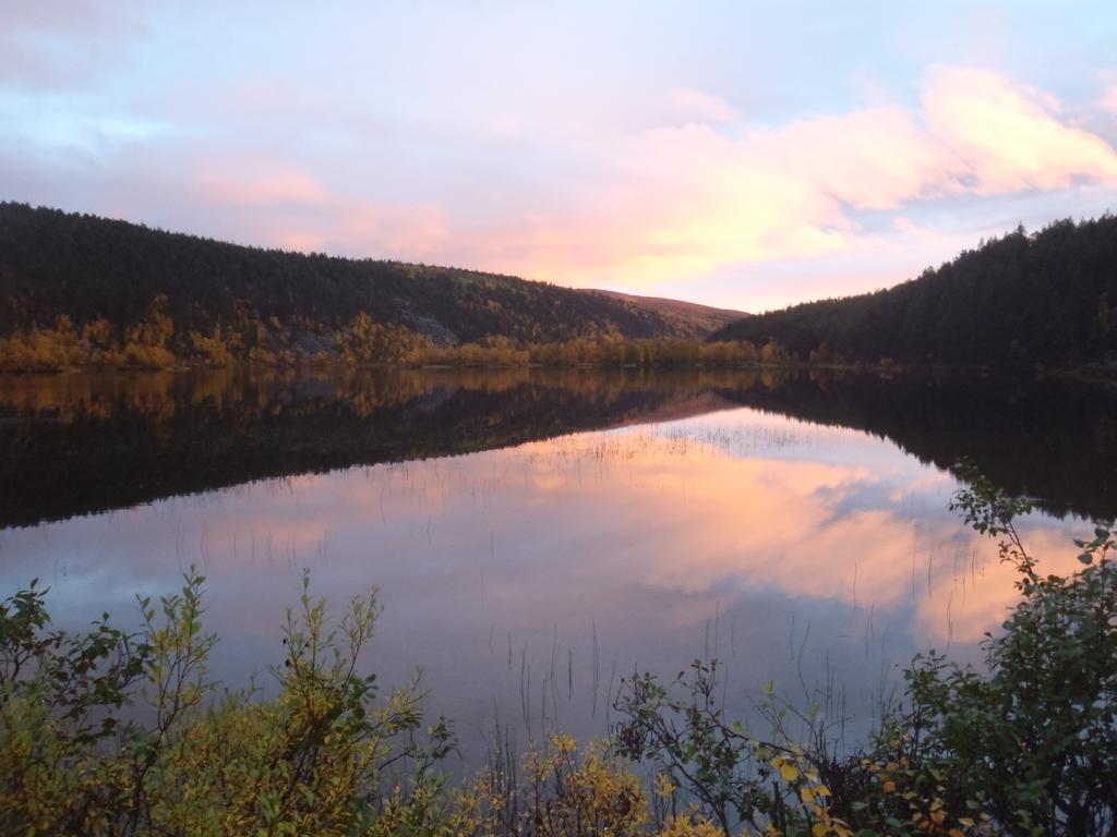 Lemmenjoen Lumo - Nature Experience & Accommodation Lemmenjoki Екстериор снимка