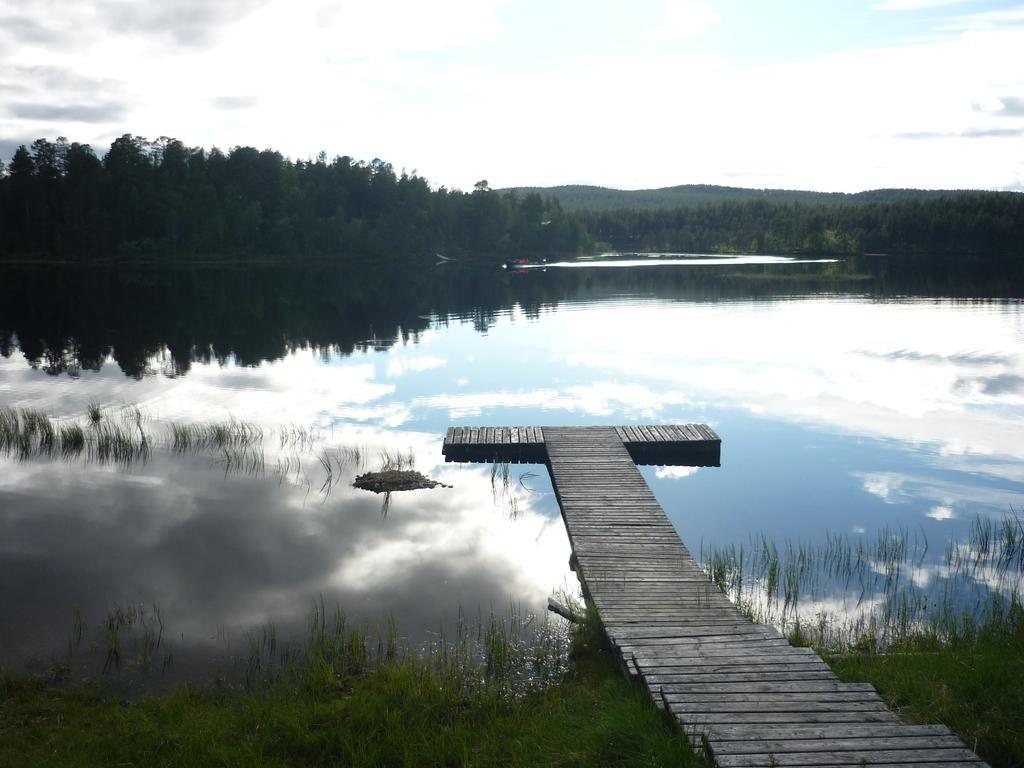 Lemmenjoen Lumo - Nature Experience & Accommodation Lemmenjoki Екстериор снимка